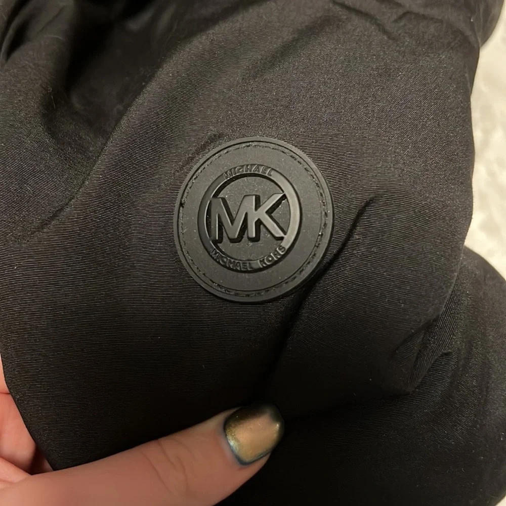 MK parka - Picture 8 of 11